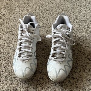 Men’s Adidas football/soccer cleats